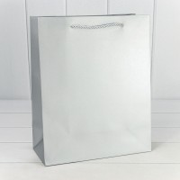 Пакет подарочный "Фактура-890" Серебряный 26*32*12 210г 1/20 1/240 Арт: 000890C/6