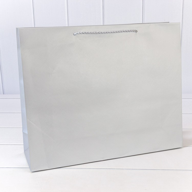 Пакет подарочный "Фактура-890" Серебряный 39,5*32*12 210г 1/20 1/80 Арт: 000890AA/6